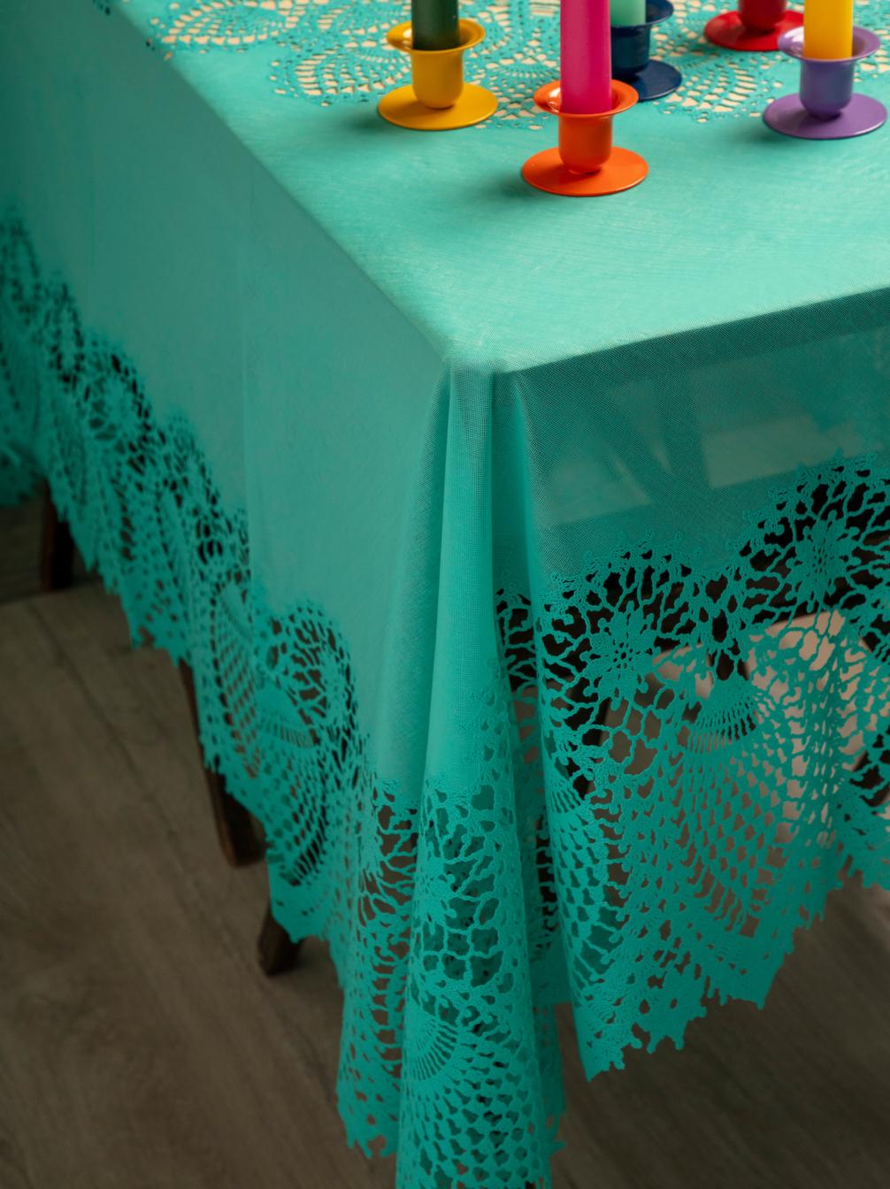 Plastic Lacy Tablecloths