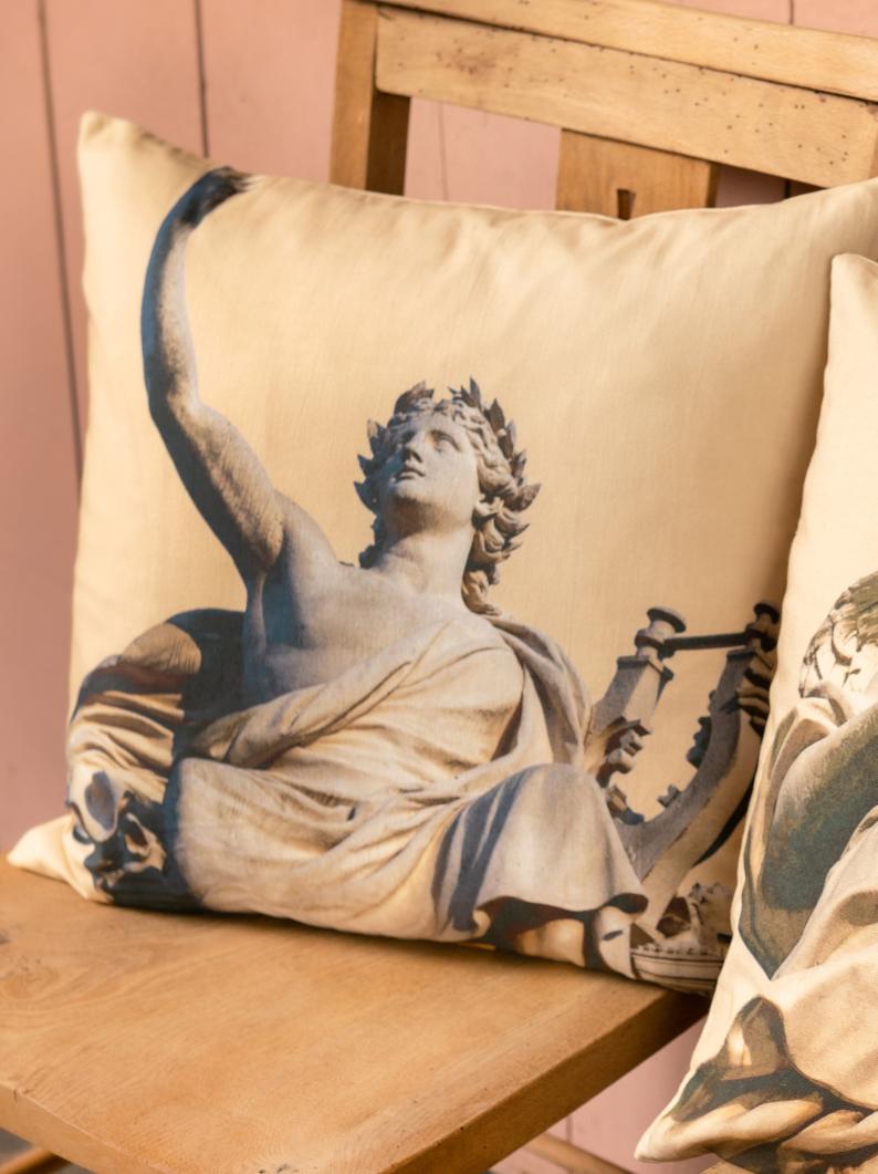 Classical Cushion