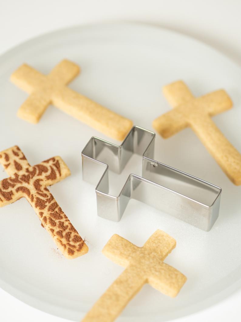 Cross Biscuit Cutter