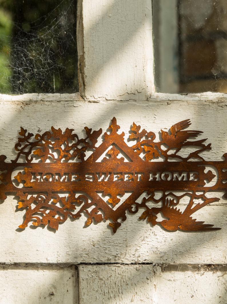 Rusty Home Sweet Home Sign